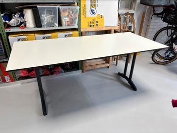 Bureau met trespa bureaublad 80x181x74 cm
