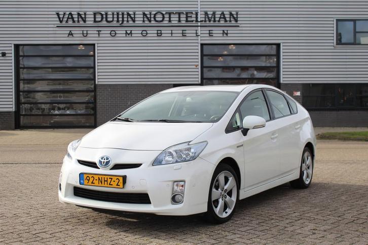 Toyota Prius 1.8 Dynamic / Leer / HUD / JBL / Camera / N.A.P, Auto's, Toyota, Bedrijf, Te koop, Prius, ABS, Achteruitrijcamera