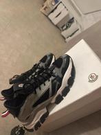Moncler Schoenen Maat 41 - Zo Goed Als Nieuw!, Kleding | Heren, Schoenen, Ophalen of Verzenden, Zo goed als nieuw, Zwart, Sneakers of Gympen