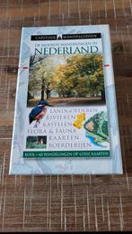 Capitool Wandelgids Nederland - 60 wandelingen, Ophalen of Verzenden, Zo goed als nieuw, Capitool