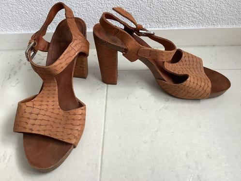 Dames sandalen met hoge hak maat 40 bruin cognac schoenen, Kleding | Dames, Schoenen, Zo goed als nieuw, Sandalen of Muiltjes