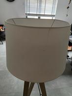 Staande lamp LOBERON Troisième – stijlvol en handgemaakt, Huis en Inrichting, Lampen | Vloerlampen, Ophalen of Verzenden, Zo goed als nieuw