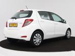 Toyota Yaris 1.0 VVT-i Now | Airco | (bj 2014), Auto's, Toyota, Stof, Gebruikt, Wit, Origineel Nederlands