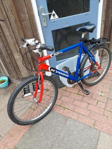 Sportfiets Kyoso 300 blue/red framehoogte 56cm = M 172/180cm beschikbaar voor biedingen