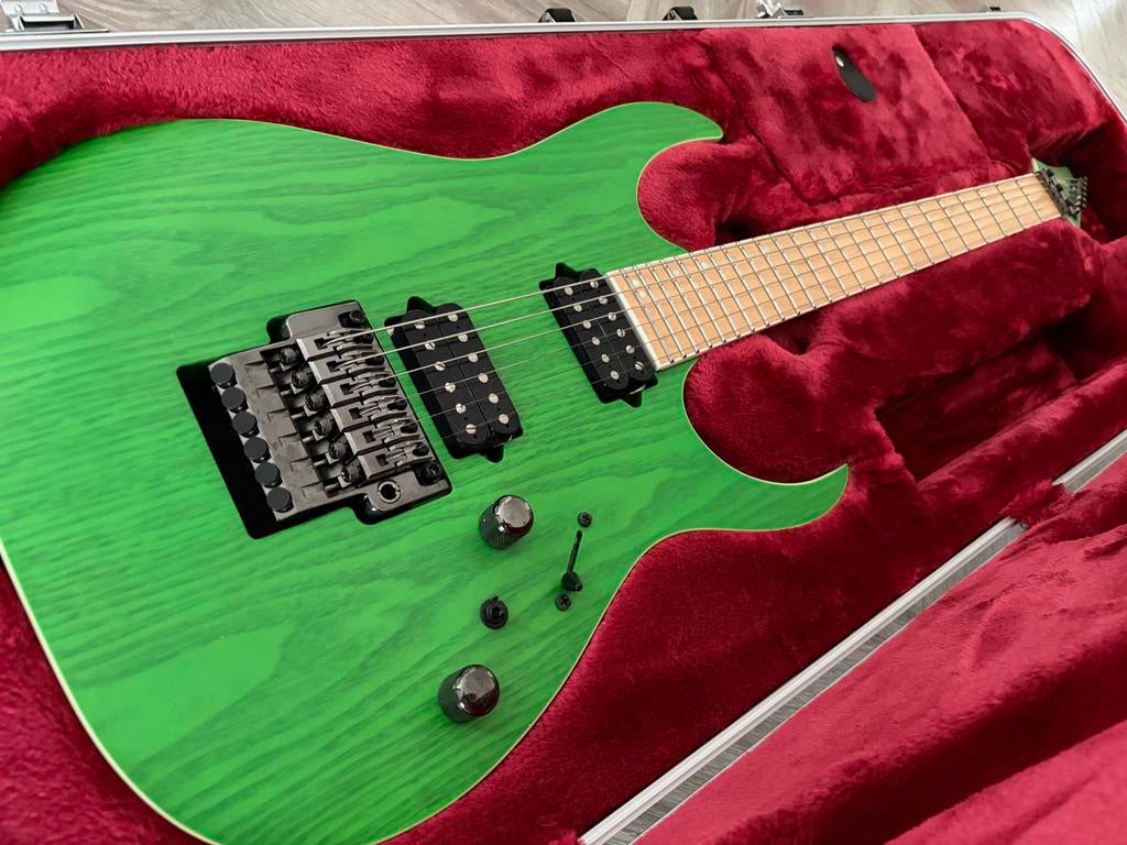 Ibanez Prestige RGR5220M - Fluorescent Green, Muziek en Instrumenten, Snaarinstrumenten | Gitaren | Elektrisch, Zo goed als nieuw