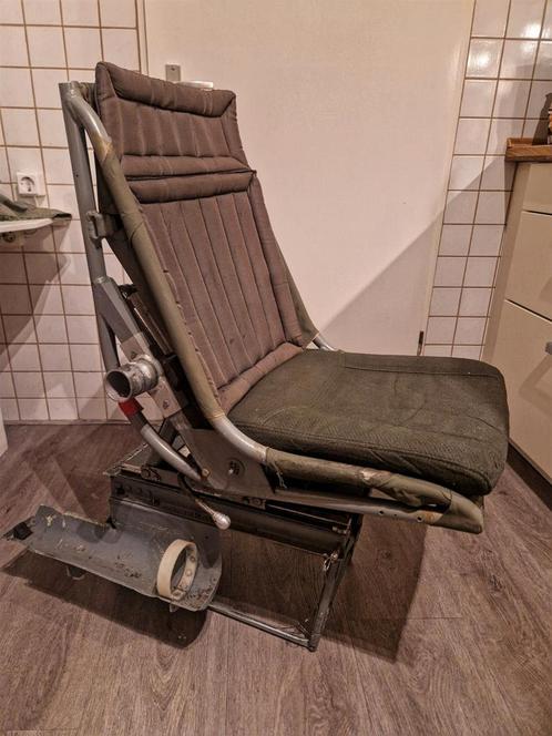 2 cockpitstoelen te koop, Verzamelen, Militaria | Algemeen, Luchtmacht, Overige typen, Ophalen of Verzenden