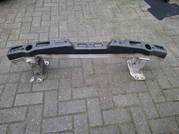 Dwarsbalk frontdeel van een Alfa Romeo Stelvio, Gebruikt, -, Verzenden, -