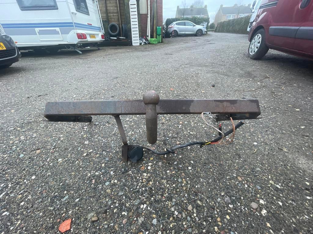 Trekhaak Ford Focus MK1 (1998-2004) met bekabeling, Auto-onderdelen, Trekhaken, Gebruikt, Ophalen of Verzenden