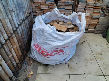 Big Bag met (haard)hout beschikbaar voor biedingen