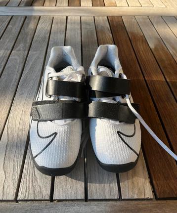 Nike Romaleos Maat 38 beschikbaar voor biedingen