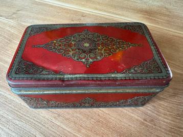 Antieke Niemeyer's Tabaksdoos - Rood/Goud Decoratie Vintage beschikbaar voor biedingen