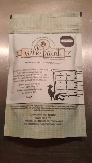 Milk paint Zwarte "beits" beschikbaar voor biedingen