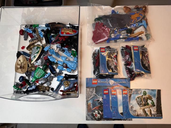 LEGO - Castle (Ridders) - Restant onderdelen en 2x set 8795, Kinderen en Baby's, Speelgoed | Duplo en Lego, Zo goed als nieuw