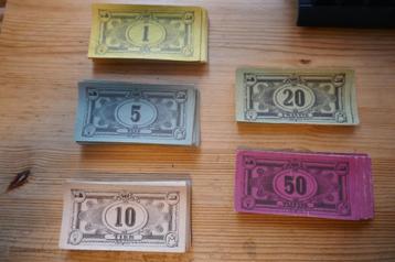 Oud Monopoly papier geld beschikbaar voor biedingen