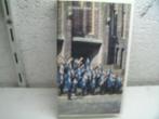 vhs 112a ns harmonie orkest utrecht 2000, Alle leeftijden, Ophalen of Verzenden, Zo goed als nieuw, Kinderprogramma's en -films