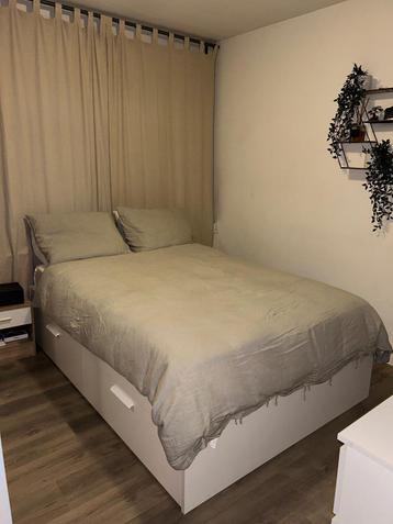 Bed 140x200 met Matras te koop – €85