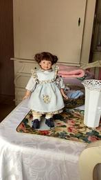 Pop porseleinen oud pu tgaaf, Verzamelen, Verzenden, Zo goed als nieuw