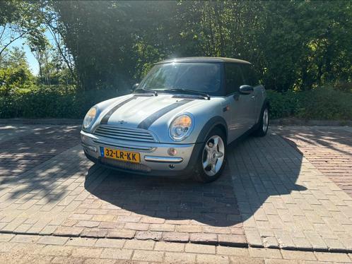 Mini 1.6 16V Cooper 2003 Grijs (zwarte strepen), Auto's, Mini, Particulier, Cooper, Airbags, Airconditioning, Elektrische buitenspiegels