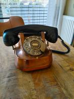 Koperen telefoon met bakeliet hoorn., Telecommunicatie, Vaste telefoons | Niet Draadloos, Ophalen of Verzenden, Gebruikt, Bakeliet