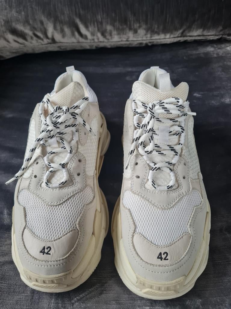Balenciaga Triple S Sneakers - Maat 42, Wit, Ophalen of Verzenden, Sneakers of Gympen, Gedragen