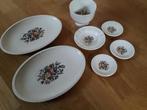 Wedgwood Conway servies: 2 schalen, bordjes, asbak, kommetje, Ophalen, Zo goed als nieuw, Bord(en), Wedgwood