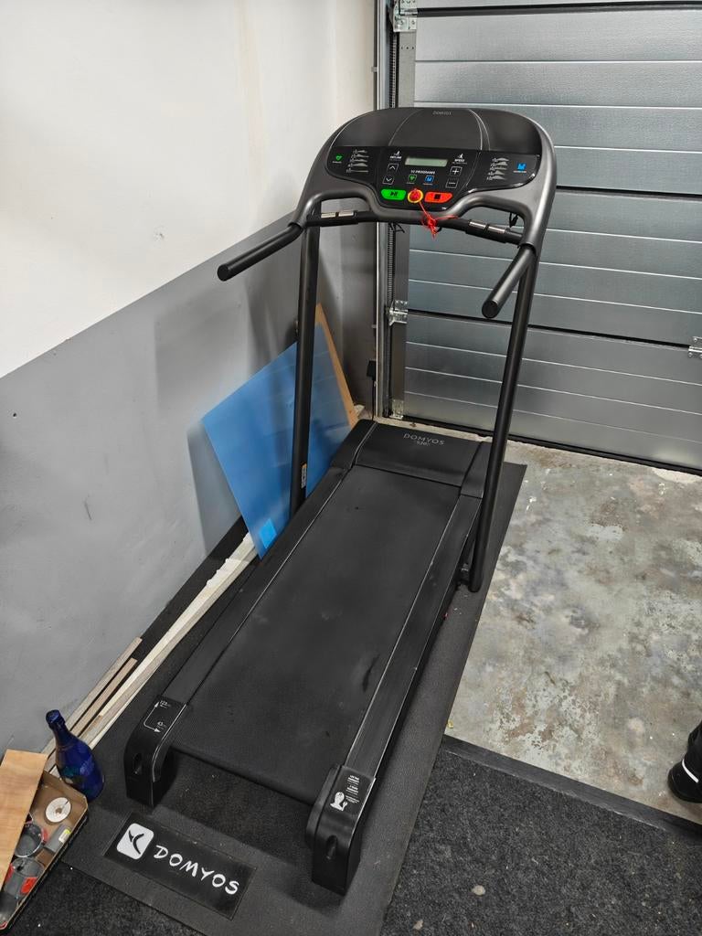 Domyos T520B Loopband + Mat, Ophalen, Zo goed als nieuw, Metaal, Loopband