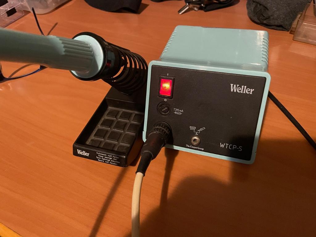 weller soldeerstation, Ophalen of Verzenden, Gebruikt, Zender en Ontvanger