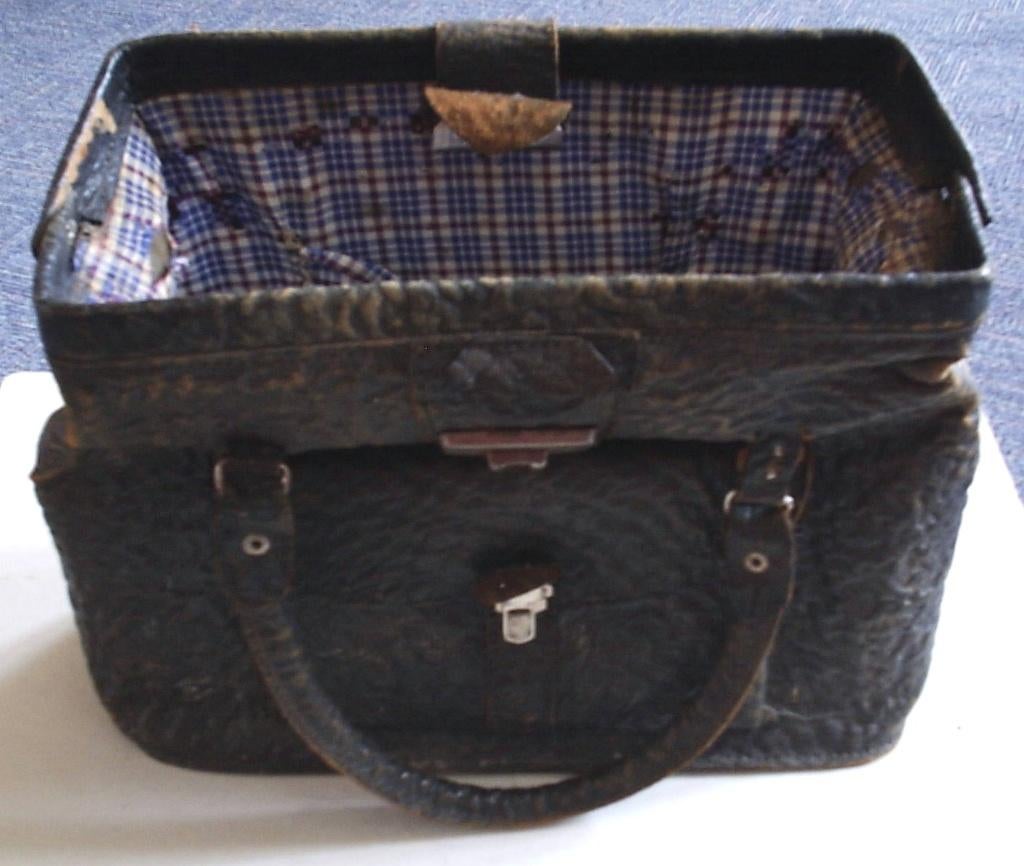 Ouderwetse, nostalgische tas - model dokterstas, Verzenden