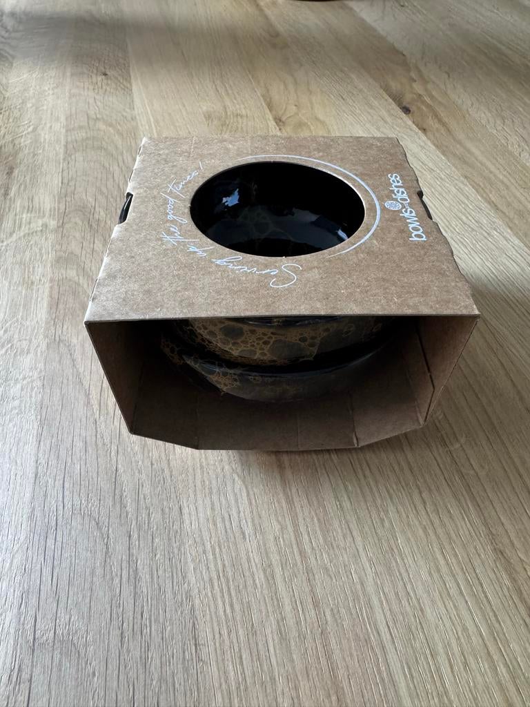 Twee nieuwe bakjes van Bowls and Dishes, Keramiek, Nieuw, Ophalen of Verzenden, Kom(men)