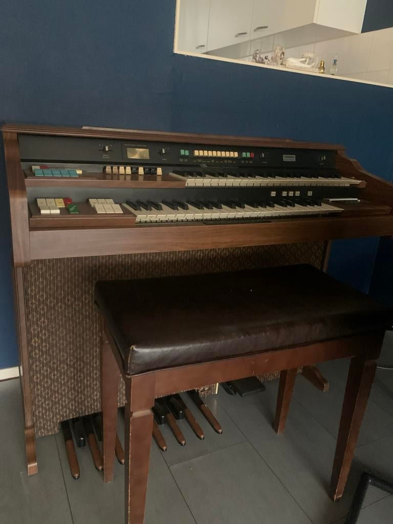 Hammond elektronisch orgel jaren '70 + bankje - Zeer nette s, Ophalen of Verzenden, Zo goed als nieuw, 2 klavieren, Hammondorgel