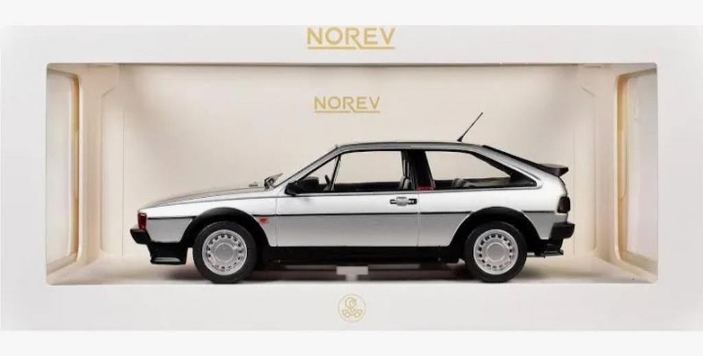 1:18 Volkswagen Scirocco GTX 16V uit 1987 Grijs Norev, Ophalen of Verzenden, Nieuw, Auto, Norev