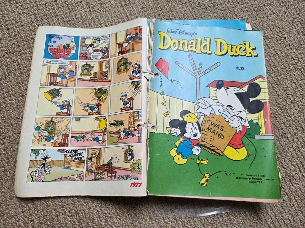 Verzameling oude Donald Duck tijdschriften 1977 - 2014, Boeken, Eén stripboek, Donald Duck, Ophalen, Gelezen
