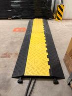 Kabelbrug / Kabelbeschermer / kabelgoot, Ophalen, Gebruikt, Sales@ri-traffic.com, Overige typen