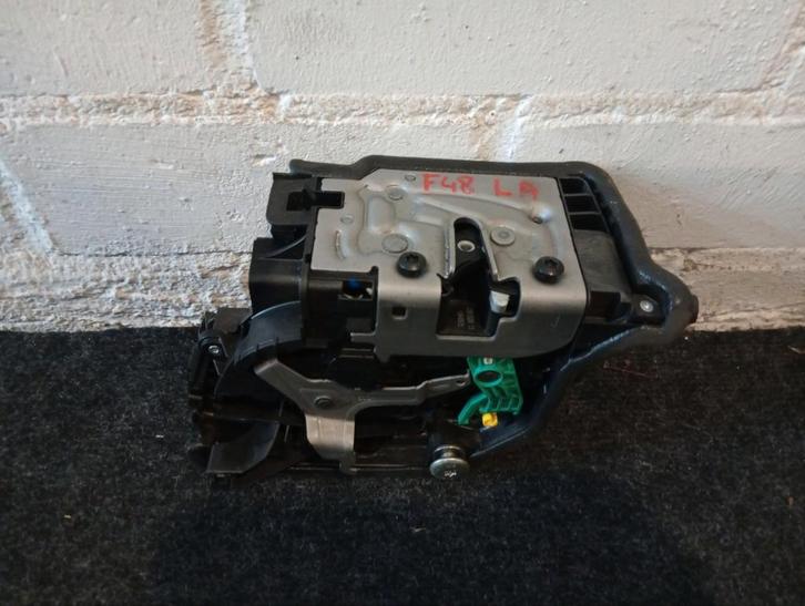 BMW F39 F45 F46 F48 Mini Deur slot Links achter 51227281939, Auto-onderdelen, Elektronica en Kabels, BMW, Mini, Gebruikt, Ophalen of Verzenden