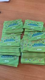 Voetbalplaatjes Plus 135 mapjes ongeopend., Verzamelen, Supermarktacties, Plus, Ophalen