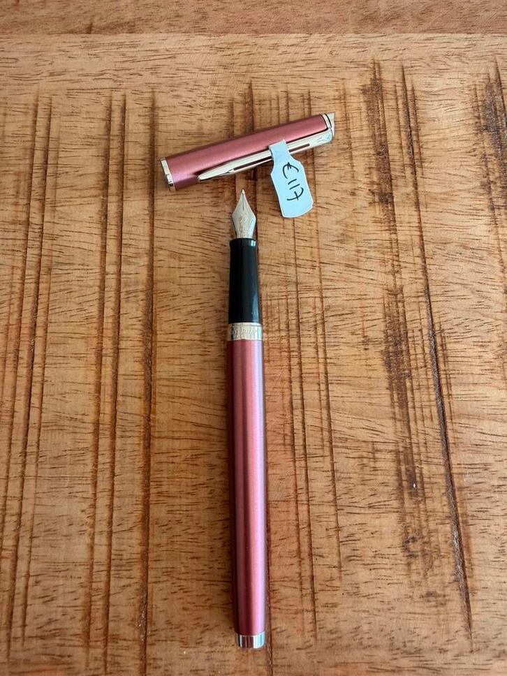 Waterman hemisphere vulpen (roze). Nieuw, Verzamelen, Pennenverzamelingen, Zo goed als nieuw, Vulpen, Waterman, Ophalen of Verzenden