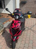 Piaggio Zip 45km/u Euro 4 - Zwart/Roze Special Edition, Fietsen en Brommers, Scooters | Piaggio, Ophalen, Gebruikt, Maximaal 45 km/u