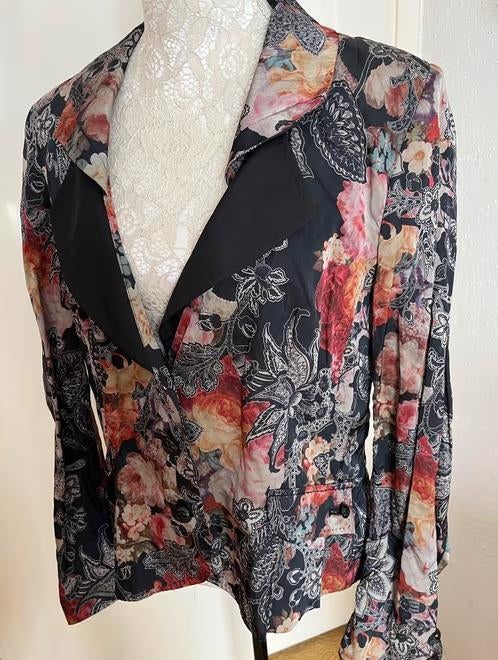 Scarva gebloemd jasje maat 46[dmv], Kleding | Dames, Jasjes, Kostuums en Pakken, Overige kleuren, Maat 46/48 (XL) of groter, Ophalen of Verzenden