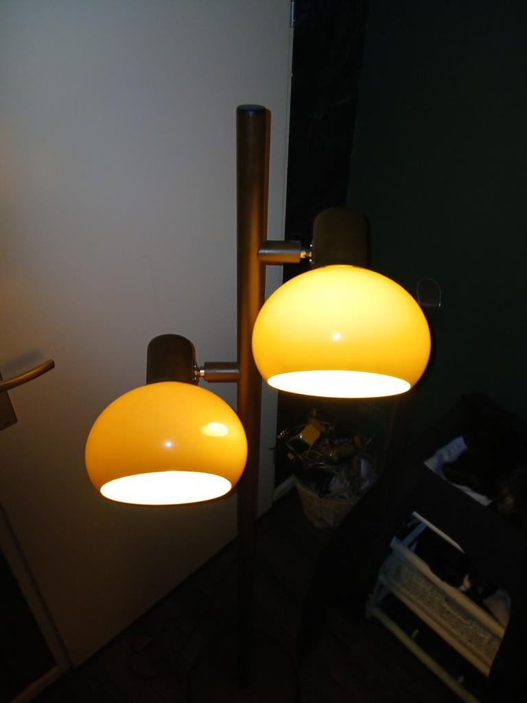 Space age vloerlamp Styl van dijkstra  jaren 70, Huis en Inrichting, Lampen | Wandlampen, Ophalen of Verzenden, Zo goed als nieuw