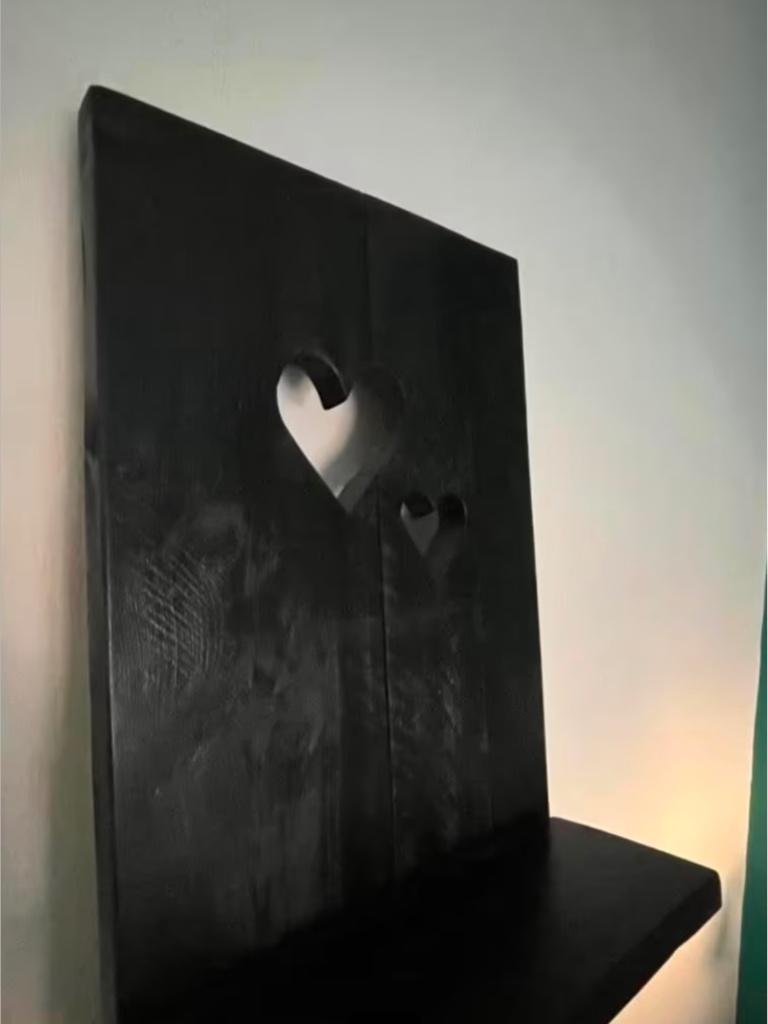 Wandbord - hout - kleur zwart - hart figuur, Ophalen, Zo goed als nieuw