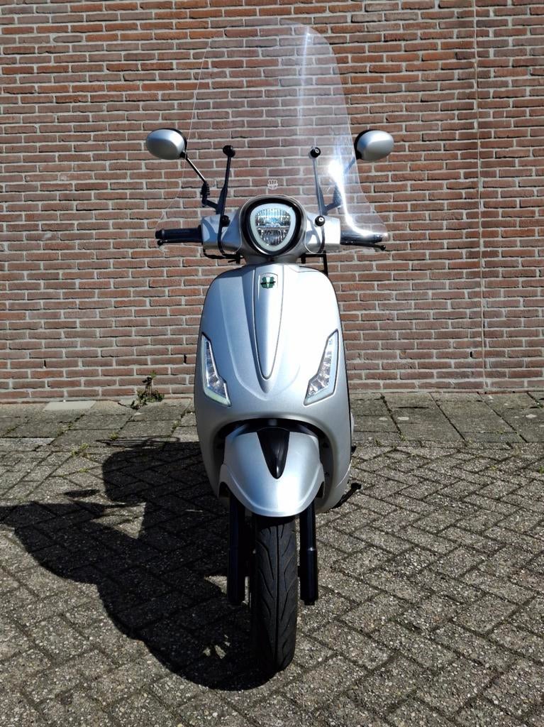 GTS E-bravo: De ideale elektrische scooter voor stadsverkeer, Ophalen, Zo goed als nieuw, Overige typen, Overige merken