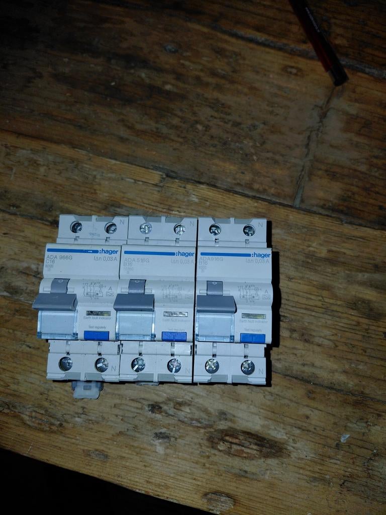 Hager allemats 16A, Ophalen of Verzenden