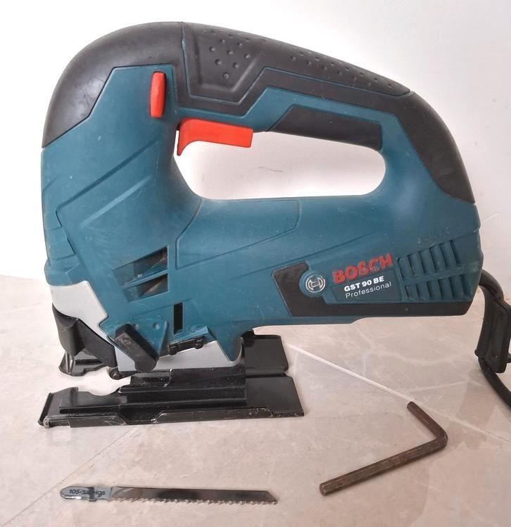 Bosch Professional GST 90 BE pendeldecoupeerzaag, 650W,, Doe-het-zelf en Verbouw, Gereedschap | Zaagmachines, Zo goed als nieuw