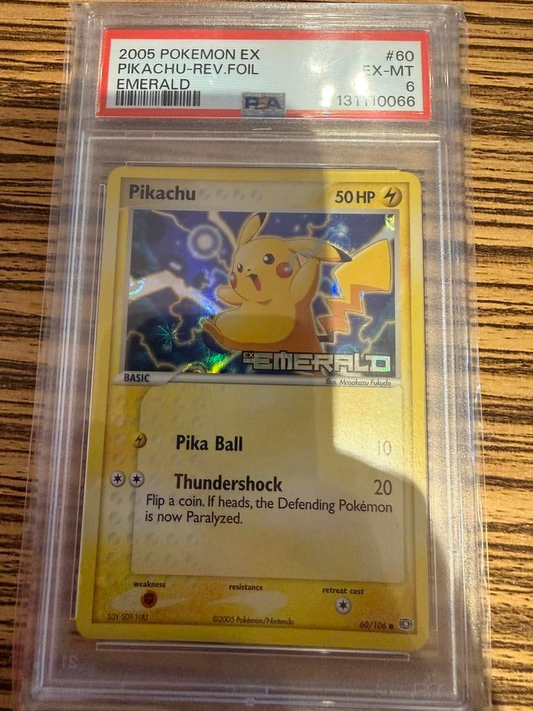 Pokemon Pikachu 60 stamped psa 6, Ophalen, Zo goed als nieuw