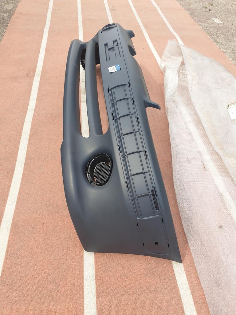 Nieuwe originele voorbumper Peugeot 106 rallye en GTI, Ophalen, Voor, Nieuw, Bumper