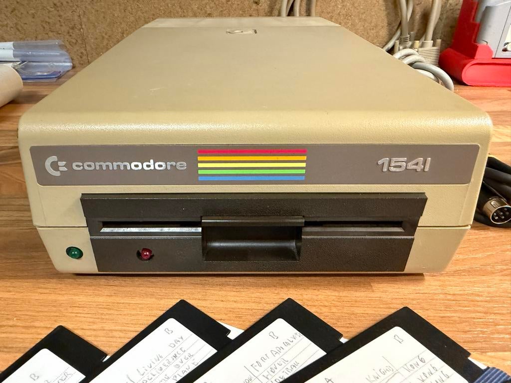Commodore 1541 - Werkend te zien, Computers en Software, Vintage Computers, Ophalen of Verzenden