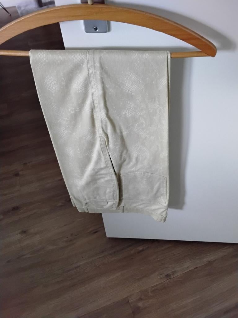 Damesbroek maat44 merk zerres kleur geel/, Geel, Maat 42/44 (L), Ophalen of Verzenden, Zo goed als nieuw