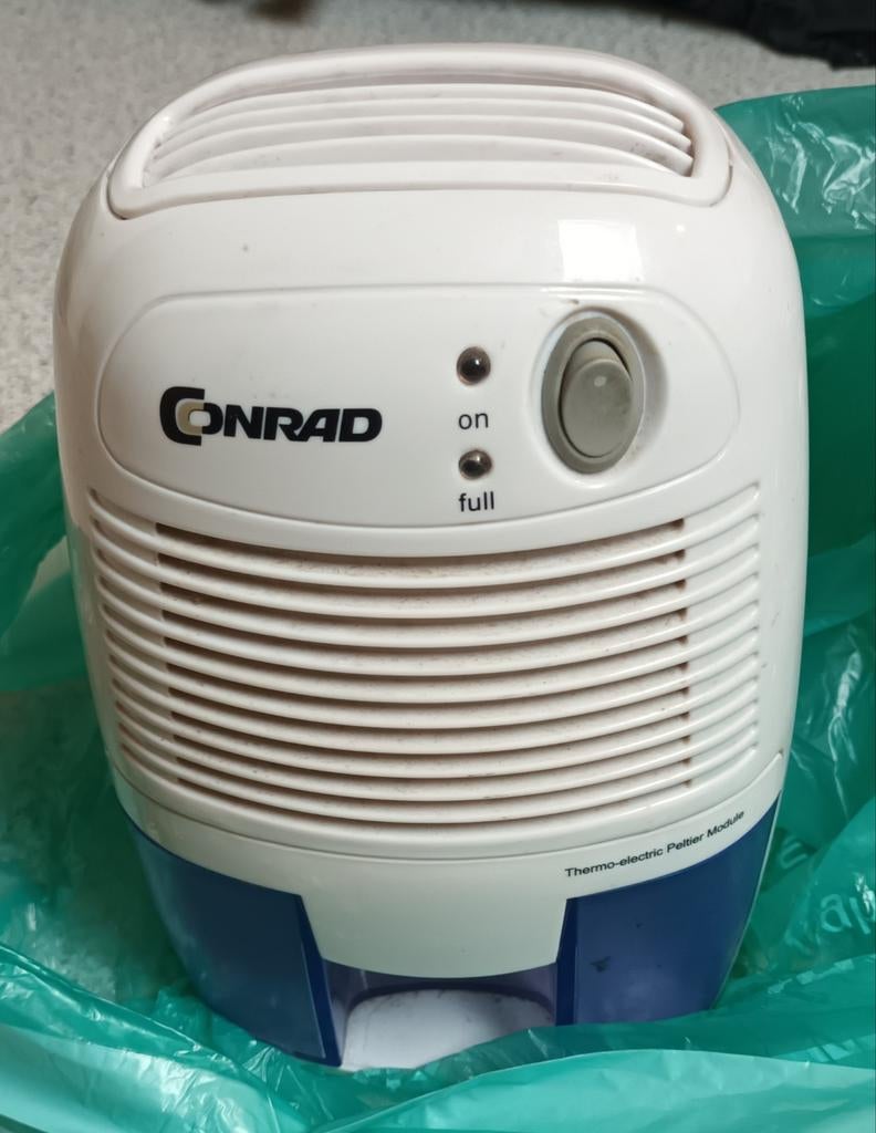 Conrad mini elektrische luchtontvochtiger - ZGAN, Ophalen of Verzenden, Zo goed als nieuw, Luchtontvochter