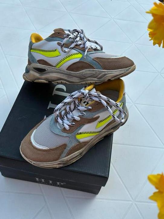 Nieuwe sneakers maat 31. Echt leer!, Kinderen en Baby's, Kinderkleding | Schoenen en Sokken, Ophalen of Verzenden, Nieuw, Jongen of Meisje