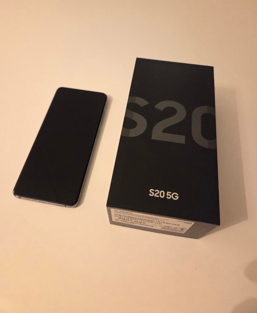 Samsung Galaxy S20 128GB Cosmic Gray, Telecommunicatie, Mobiele telefoons | Samsung, Gebruikt, Touchscreen, Ophalen of Verzenden